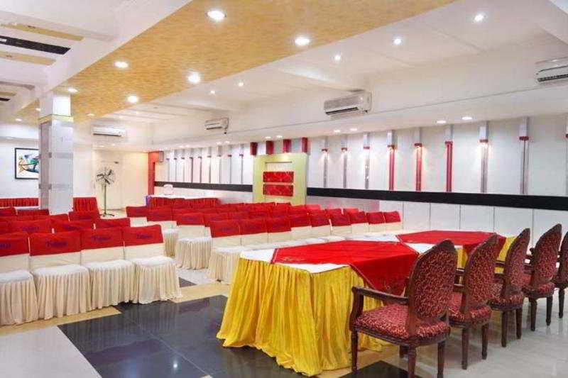 Hotel Mandakini Palace Kanpur Bekvämligheter bild